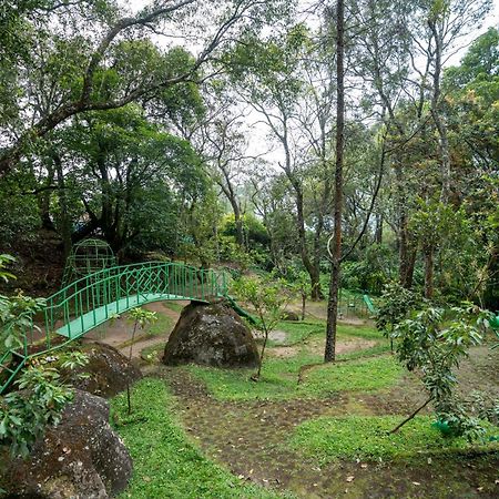 Fort Munnar Chinnakanal Eksteriør billede